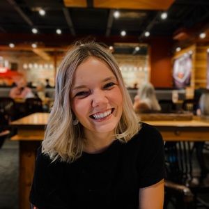 Meet your Posher, Jenna